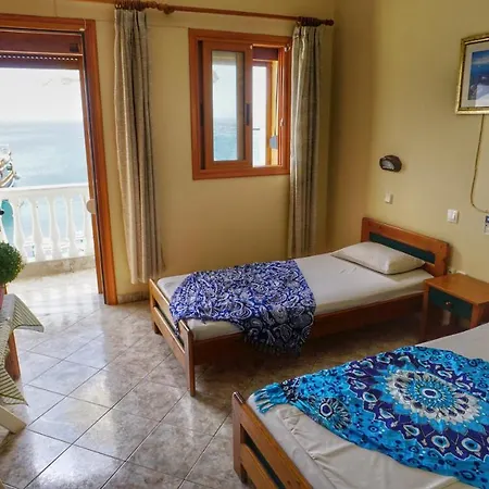 Chrissi Akti شقة *