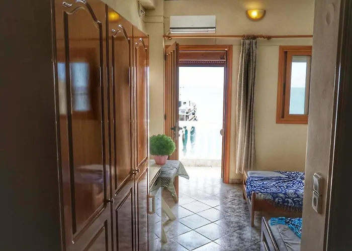 Chrissi Akti 아파트 *