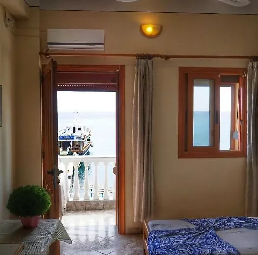 Chrissi Akti Apartment *